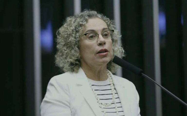 Ana Paula Lima recebe mais de 100 gestores de Santa Catarina durante a Marcha dos Prefeitos